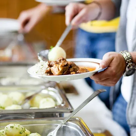 Kloster Pensión Esthal