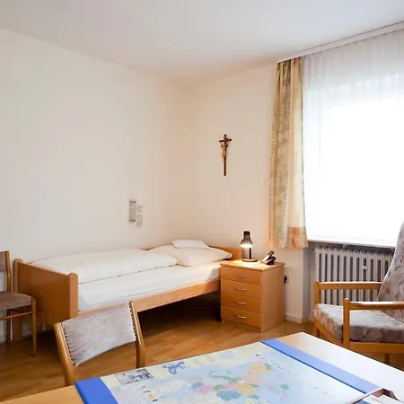 Kloster 2* Esthal