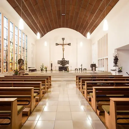 Konukevi Kloster