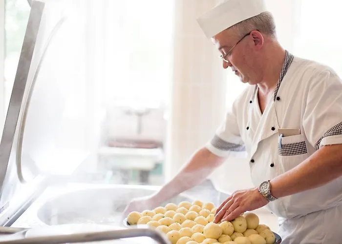 Kloster בית הארחה 2*