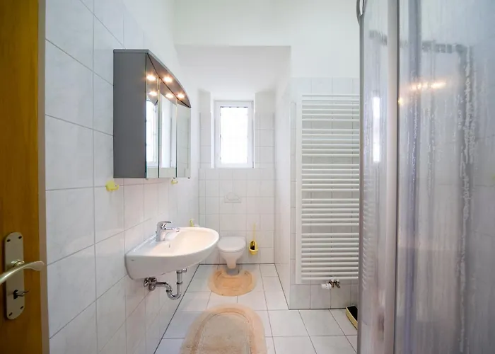 בית הארחה Kloster 2*